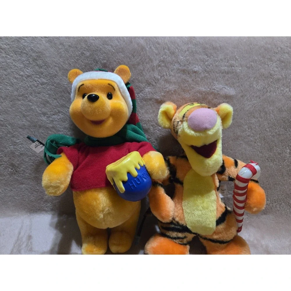 VTG Animated‎ Winnie the Pooh Tigger Christmas Ornament Santa's Best EZ Light